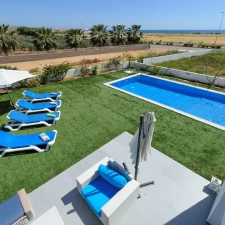 Alona With Majestic Sea Views Ayia Thekla 130 Ajía Nápa
