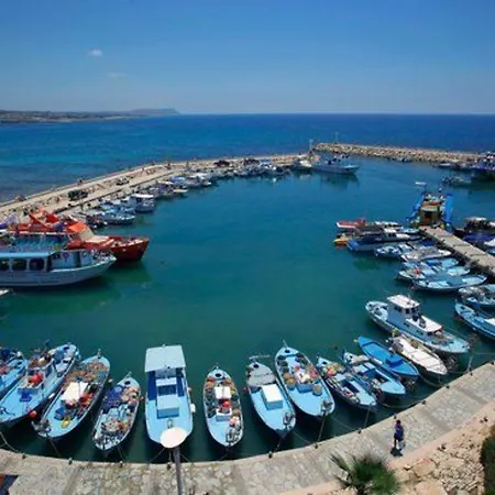 Alona With Majestic Sea Views Ayia Thekla 130 *